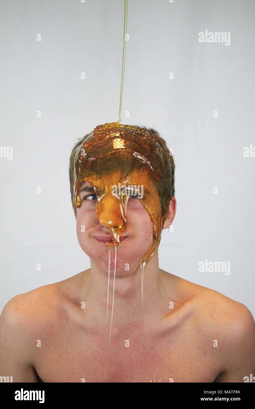 Golden Syrup Male Subject Pouring Stock Photo Alamy