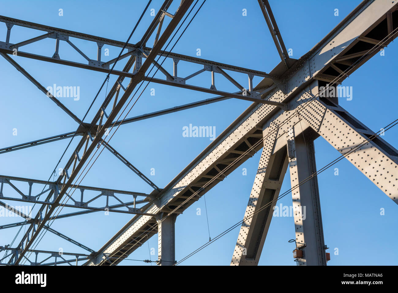Steel riveted truss bridge hires stock photography and images Alamy