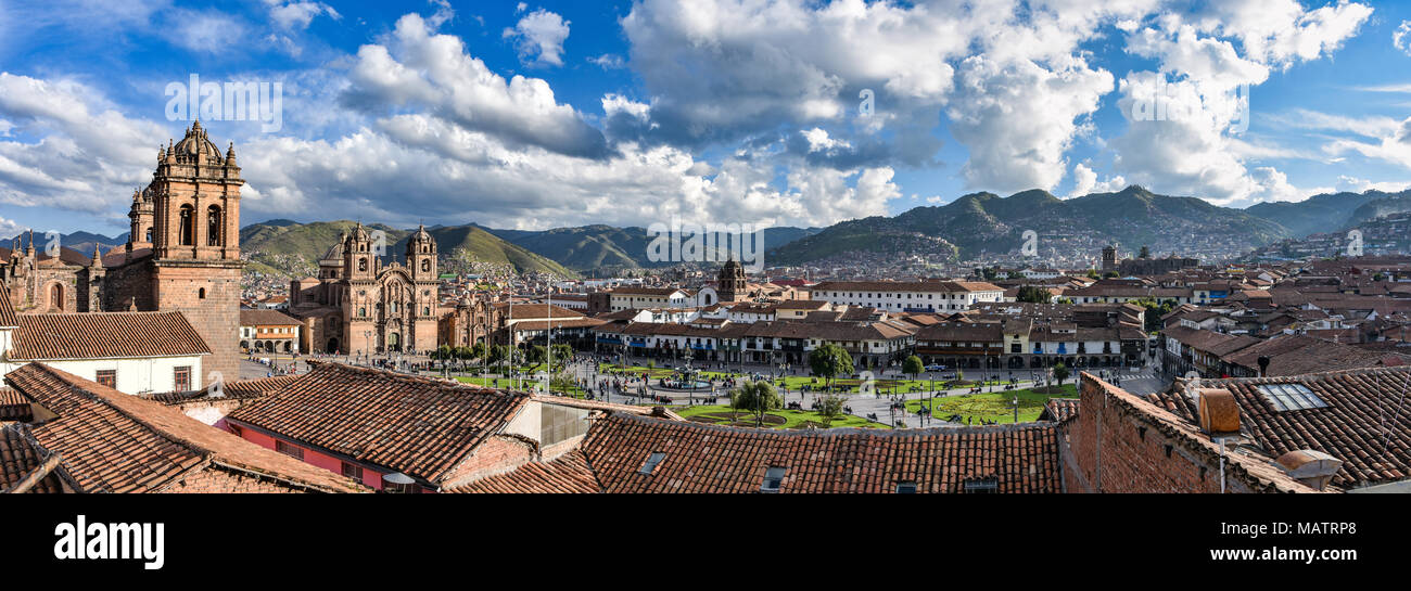 Panoramic view of the Plaza de Armas, Cathedral and Compania de Jesus Church in Cusco, Peru Stock Photo