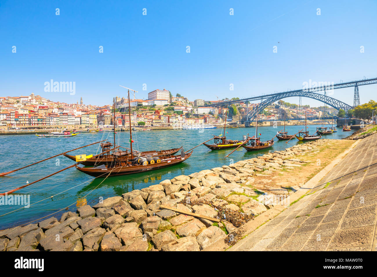 Rabelo douro valley hi-res stock photography and images - Alamy