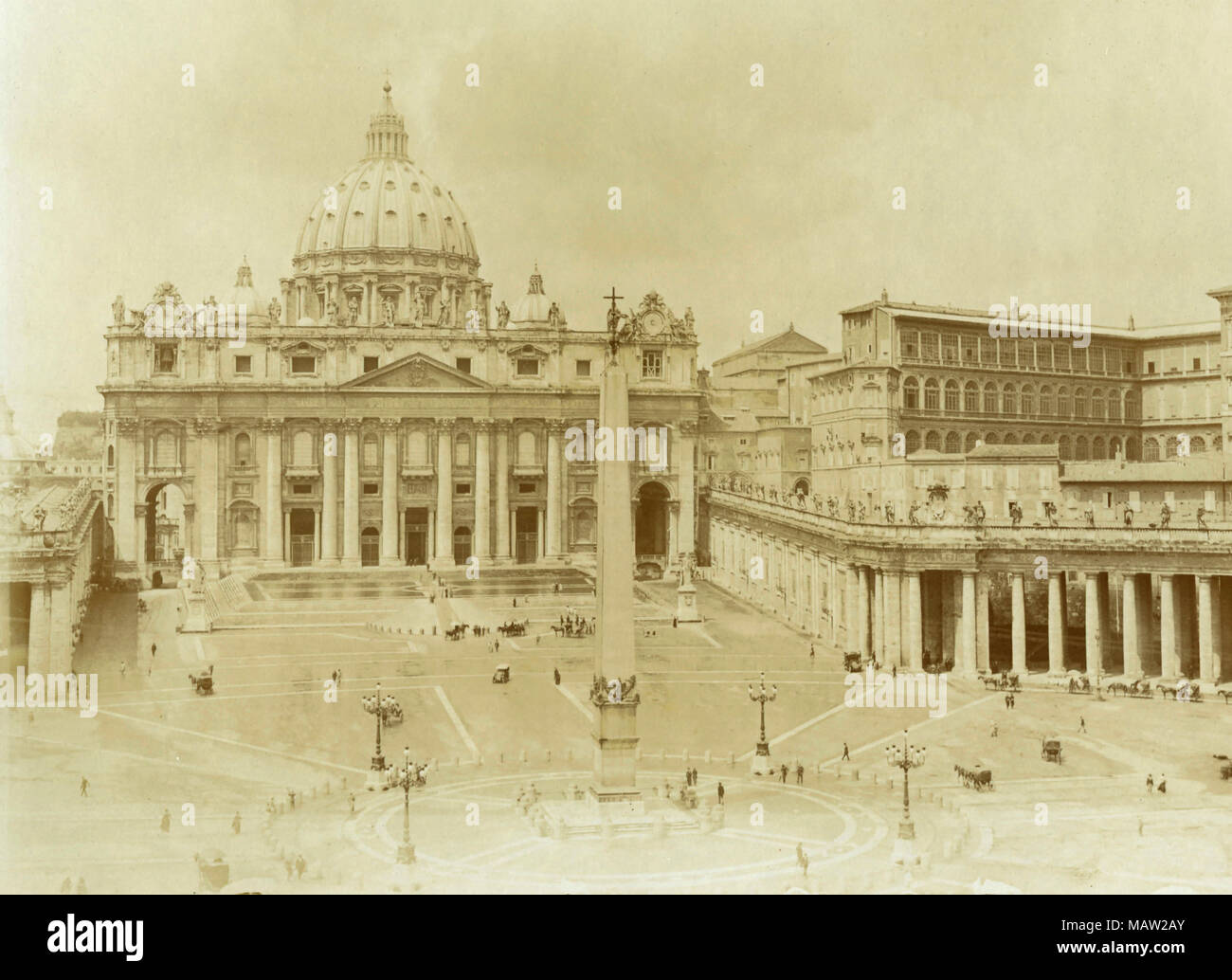 St. Peter's square, Rome, Italy 1880 Stock Photo