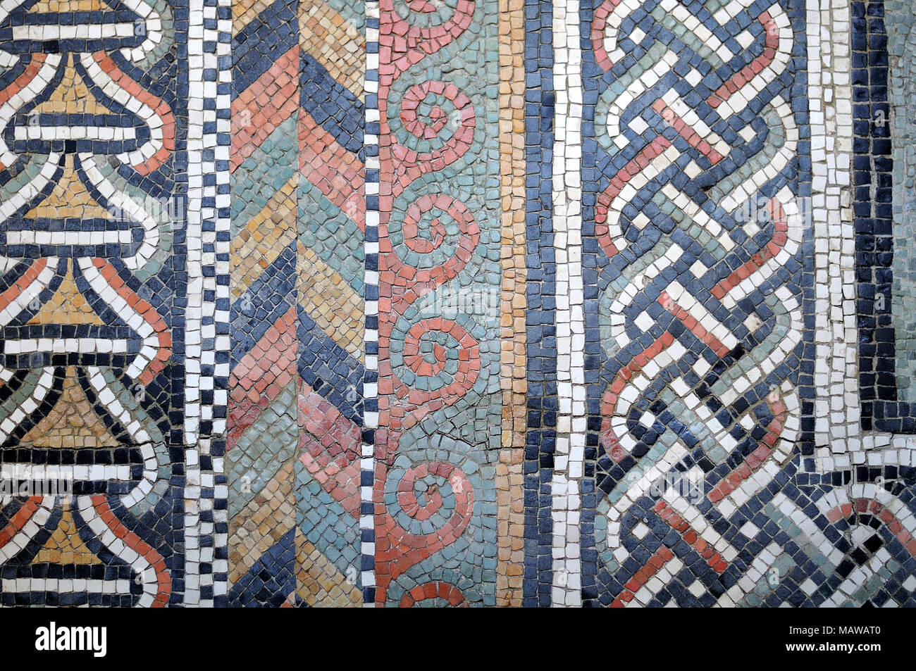 Roman mosaic pattern hi-res stock photography and images - Alamy