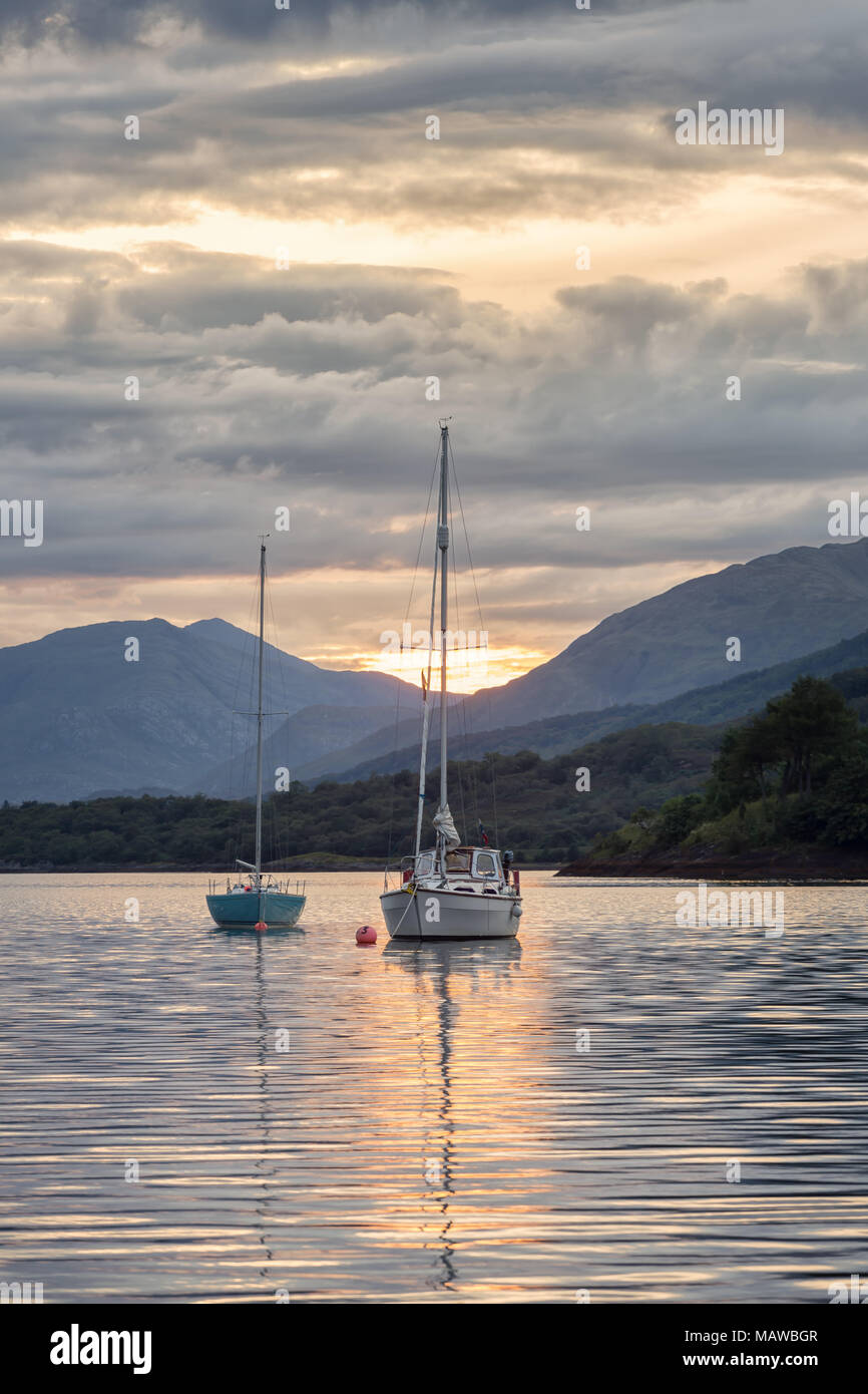 sailing boats on the loch leven Stock Photo
