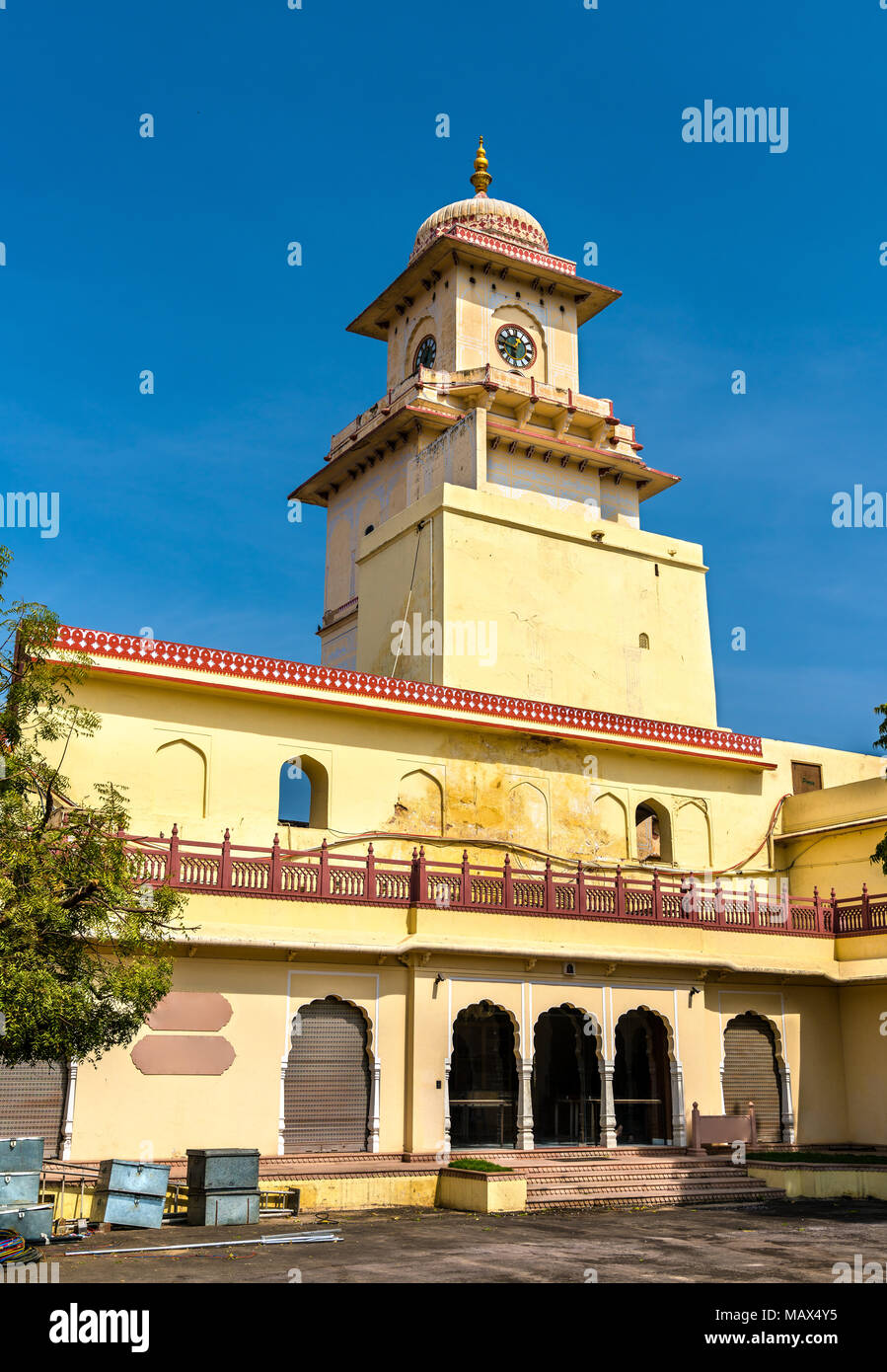 Jaipur city palace hi-res stock photography and images - Alamy
