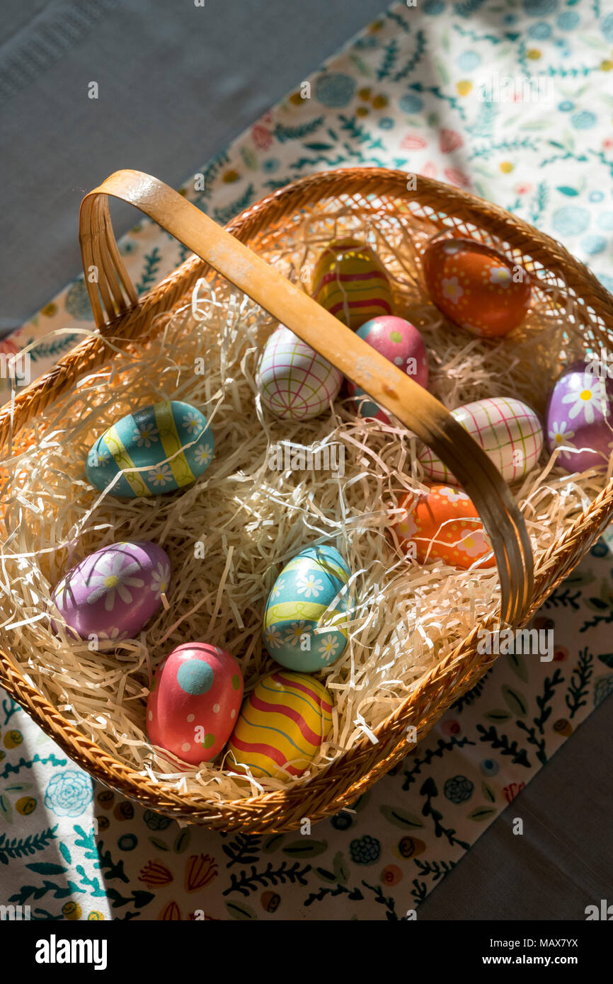 Decorated easter eggs hires stock photography and images Alamy