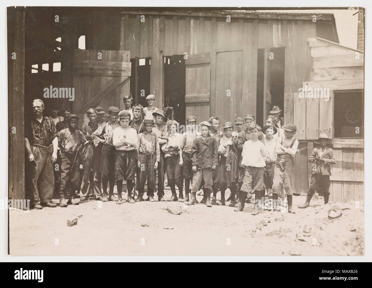 Child labor factory hires stock photography and images Alamy