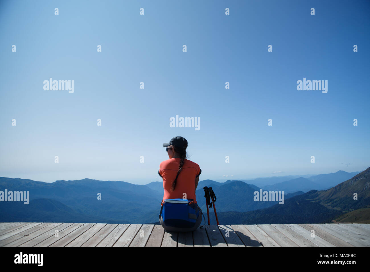 Girl backpack on back bridge hi-res stock photography and images - Alamy