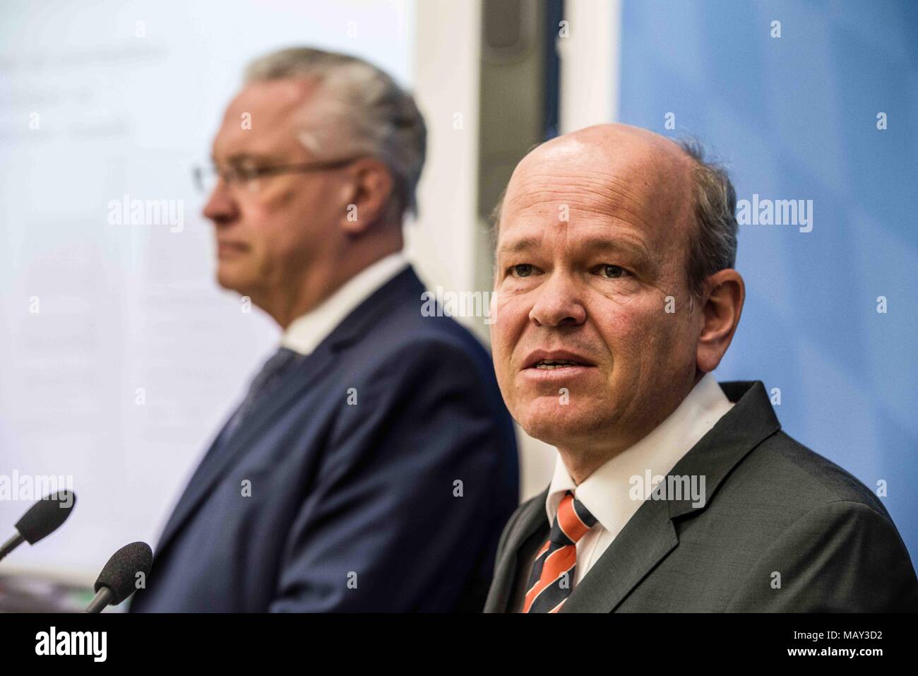 Munich, Bavaria, Germany. 5th Apr, 2018. Dr. Burkhard KÃ¶rner of the Bavarian Verfassungsschutz.The 2017-2018 edition of the Bavarian Verfassungsschutzbericht (Office for the Protection of the Constitution, Secret Service) report was released detailing threats to the state of Bavaria, including right- and left-extremism, Islamists, as well as Cyber Warfare and Espionage. The report introduced by Bavarian Innenminister Joachim Herrmann (CSU) and Dr. Burkhard KÃ¶rner, as well as .In recent years, Bavaria has seen a sharp rise in what is known as PMK-Rechts (politically motivated crimes- right Stock Photo