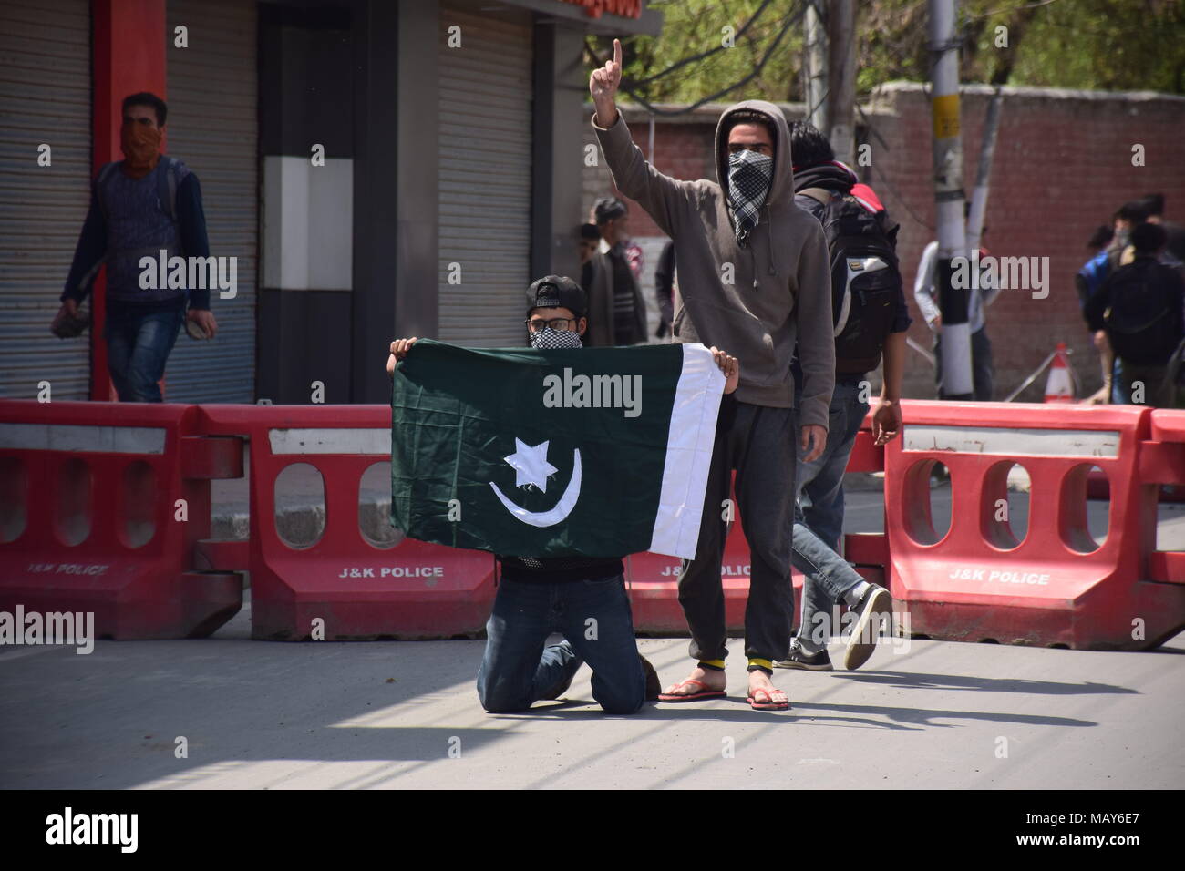 Pakistani flag in kashmir hi-res stock photography and images - Alamy