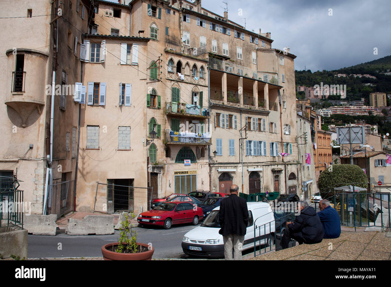 House facade with out hanging laundry, old town of Grasse, Alpes-Maritimes, South France, France, Europe Stock Photo