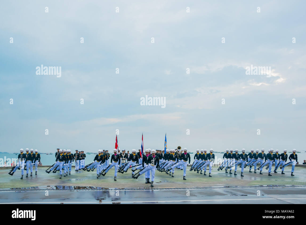 Uniform sea military hi-res stock photography and images - Page 22 - Alamy