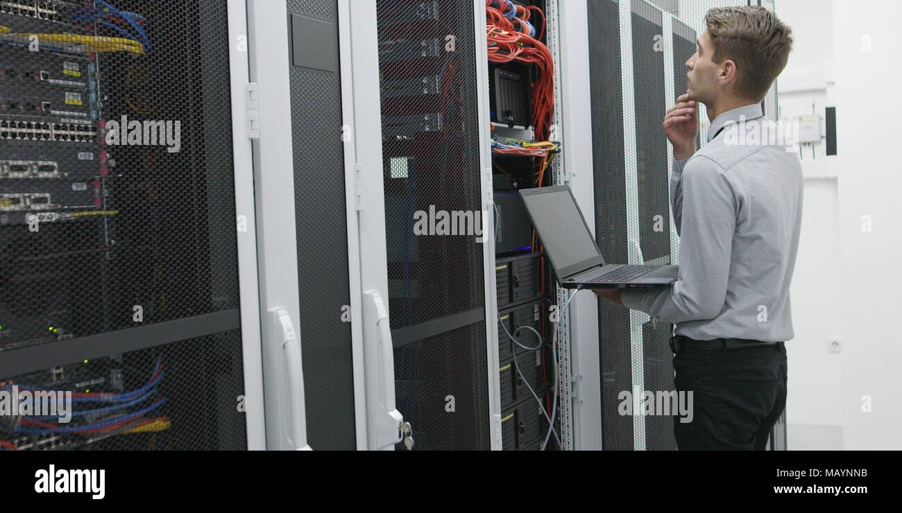 Supercomputer hub hi-res stock photography and images - Alamy