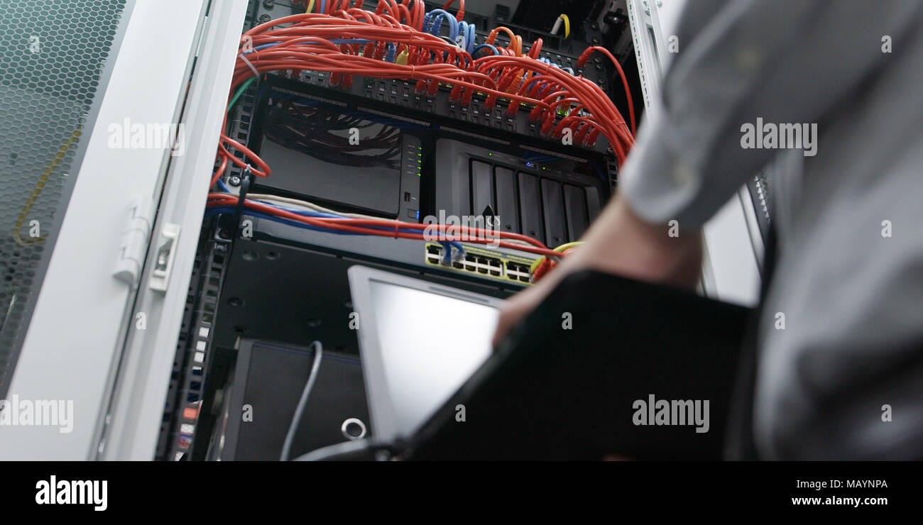 Supercomputer hub hi-res stock photography and images - Alamy