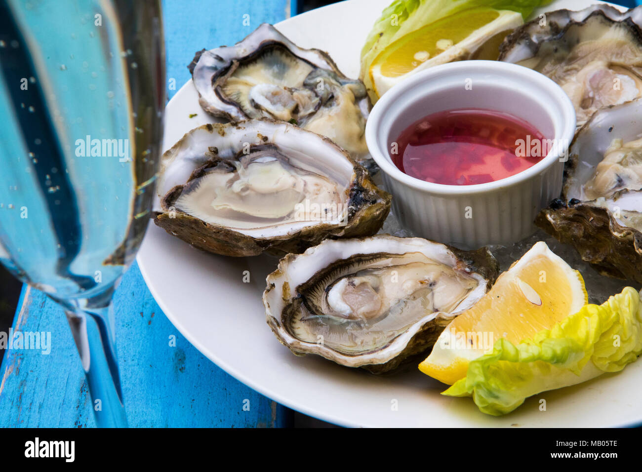 champagne oyster dressing Oysters Bubbly: Champagne and Oyster Recipes
