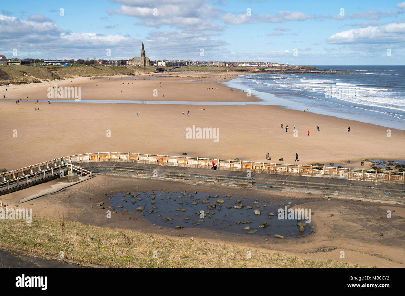 Tynemouth lido and Longsands beach, north east England, UK Stock Photo