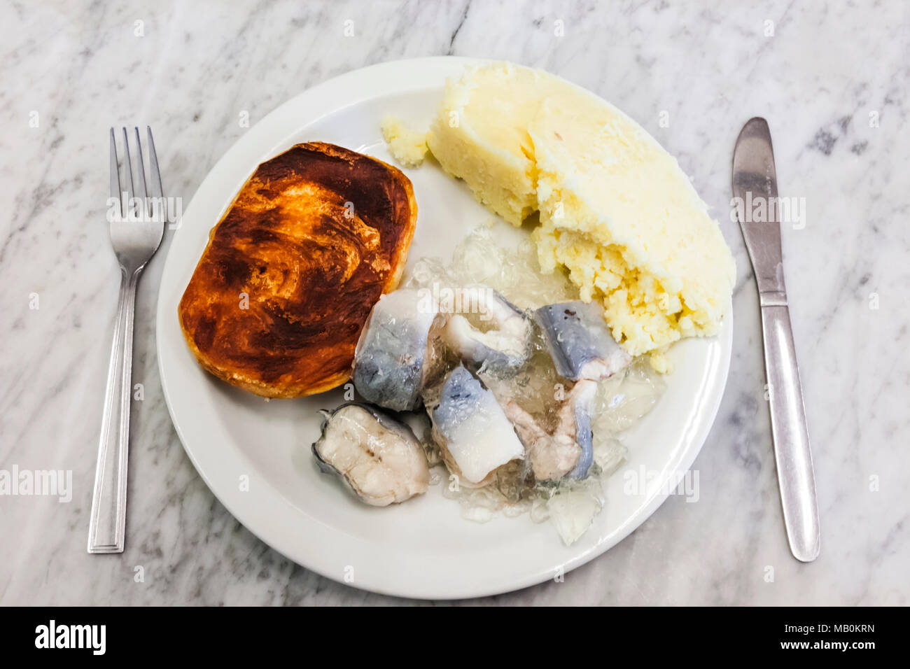 Jellied Eels Hi res Stock Photography And Images Alamy