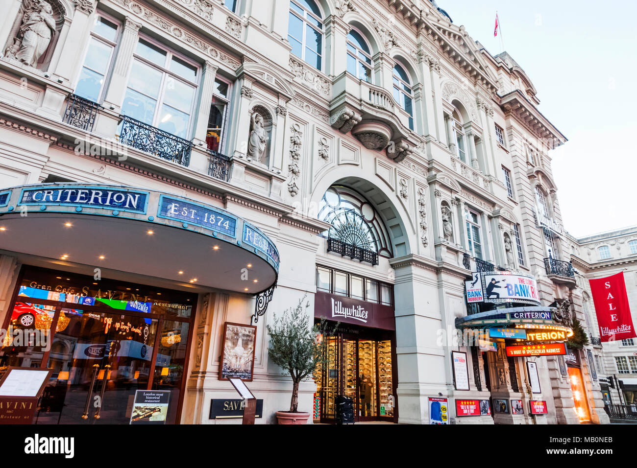 Piccadilly Theatre Stock Photos Piccadilly Theatre Stock Images Alamy