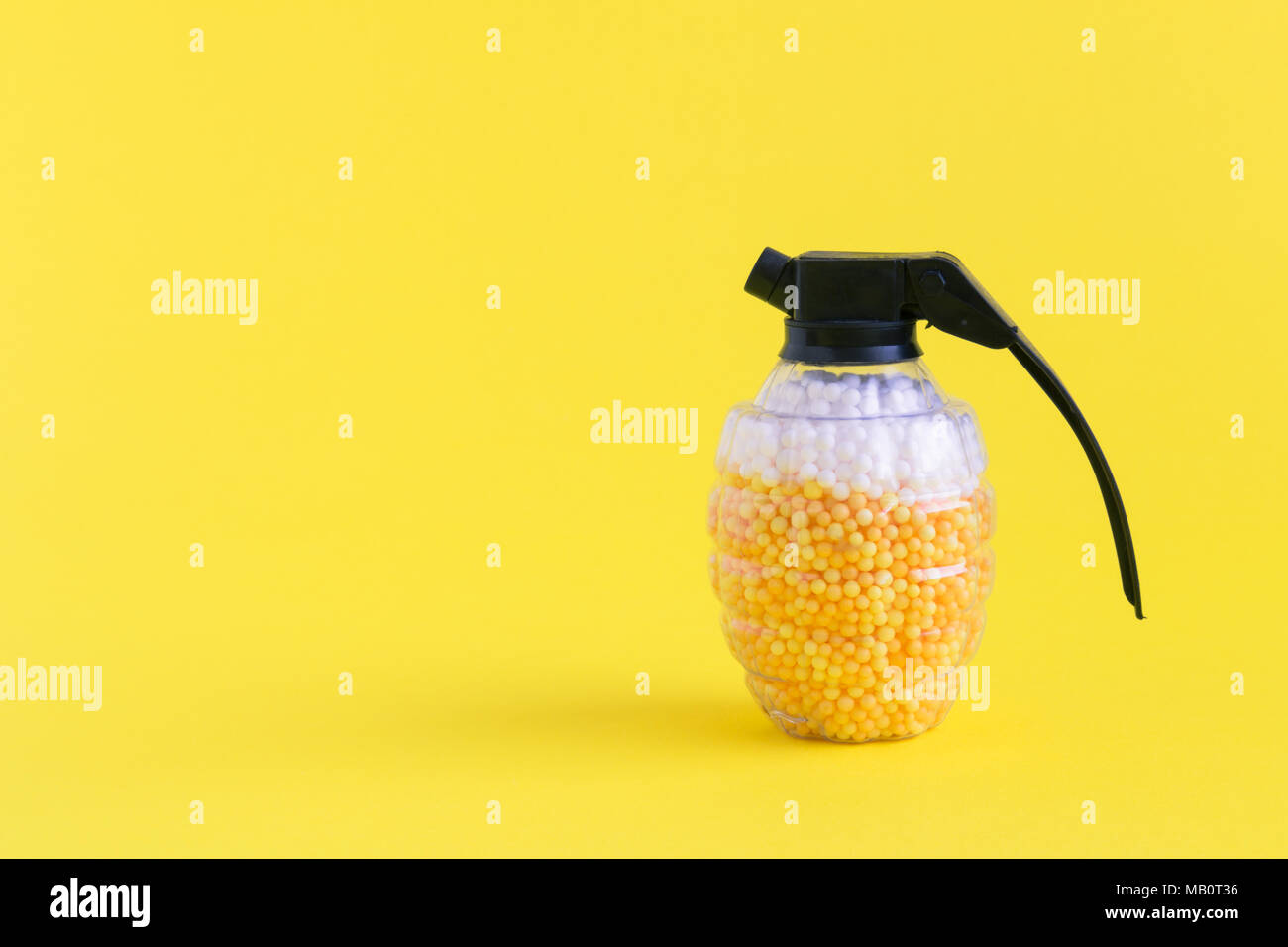 https://c8.alamy.com/comp/MB0T36/hand-grenade-toy-bomb-full-of-foam-balls-in-form-of-beer-and-foam-minimal-creative-concept-space-for-copy-MB0T36.jpg