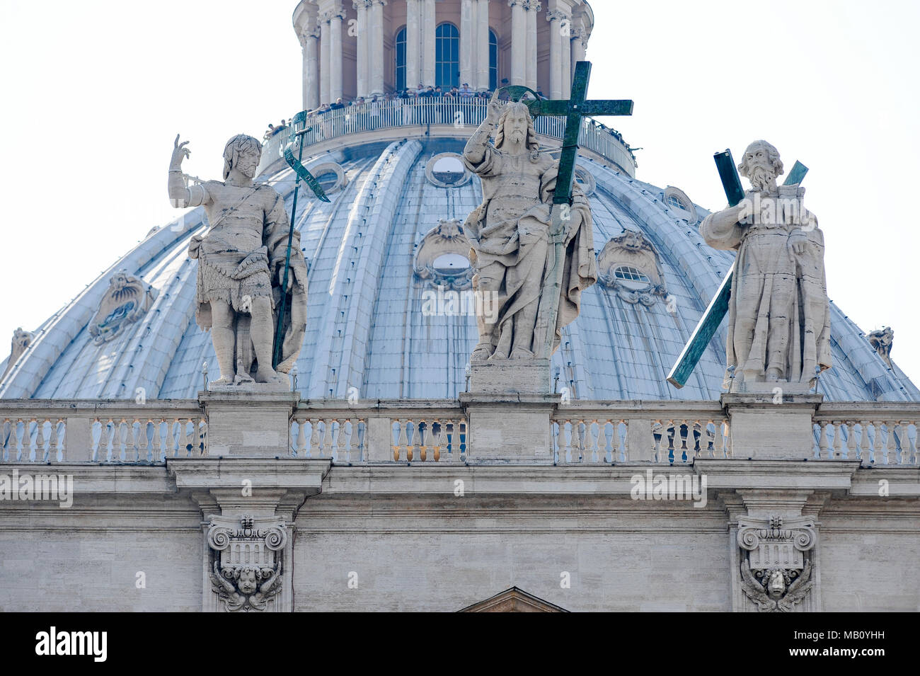 Jesus Christ statue on Carlo Maderno facade and Michelangelo Dome of