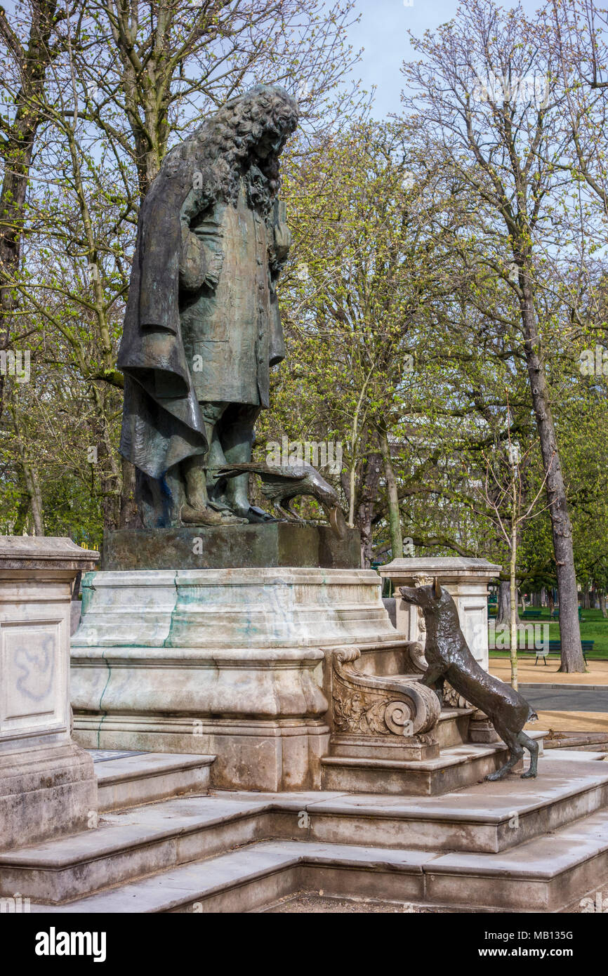 Monument to Jean de La Fontaine (1621-1695), French fabulist and poet, Jardin du Ranelagh, Paris, France (depicts 'The Crow and the Fox' fable) Stock Photo