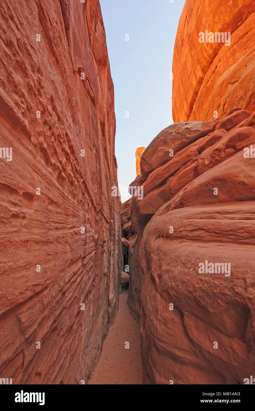 Narrow rock canyon hi-res stock photography and images - Alamy
