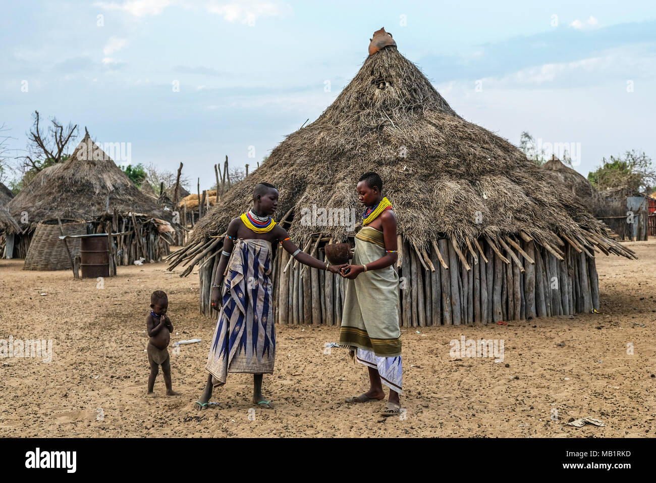 Karo african tribe hi-res stock photography and images - Alamy