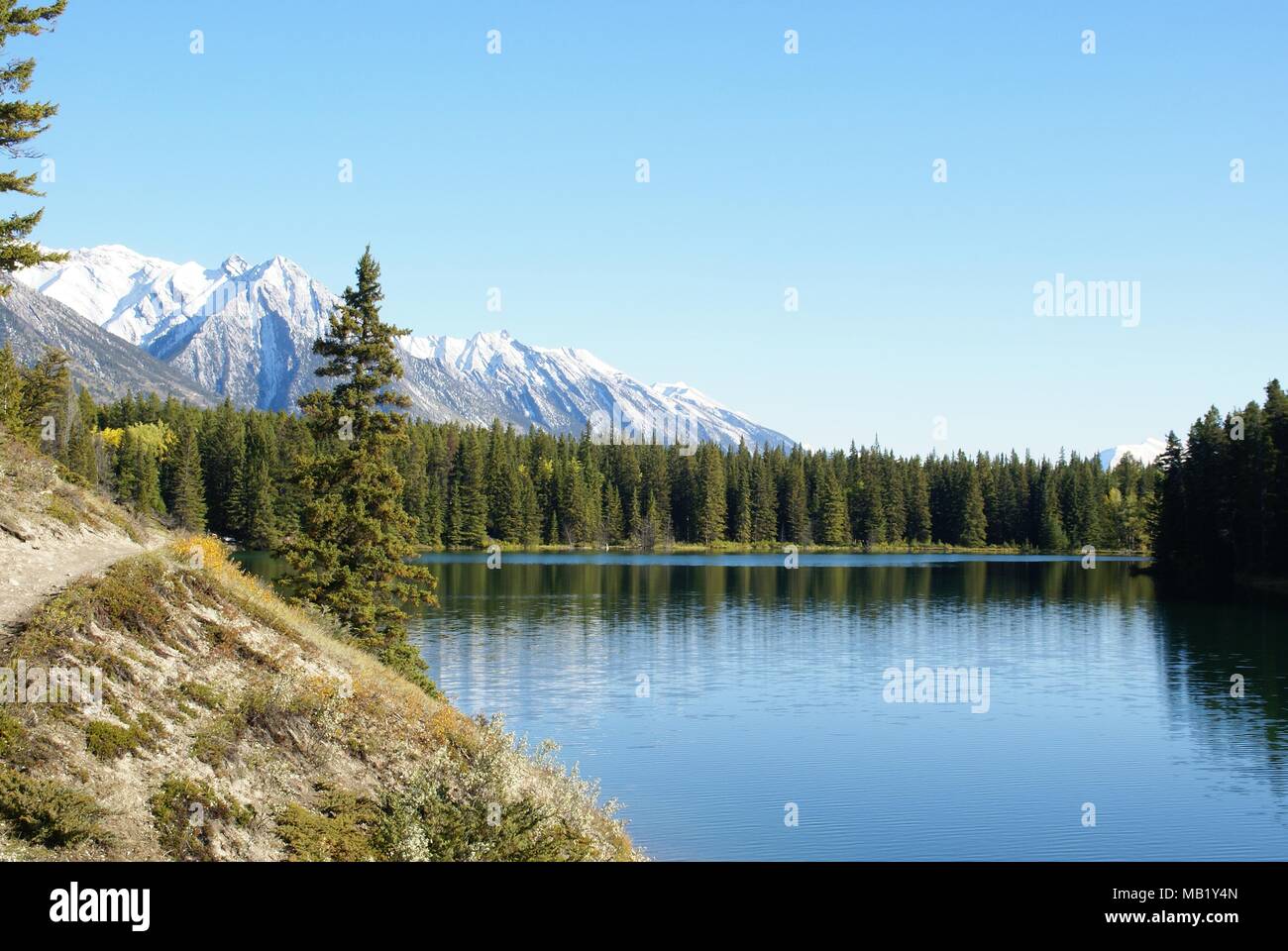 Canada national parks hi-res stock photography and images - Alamy