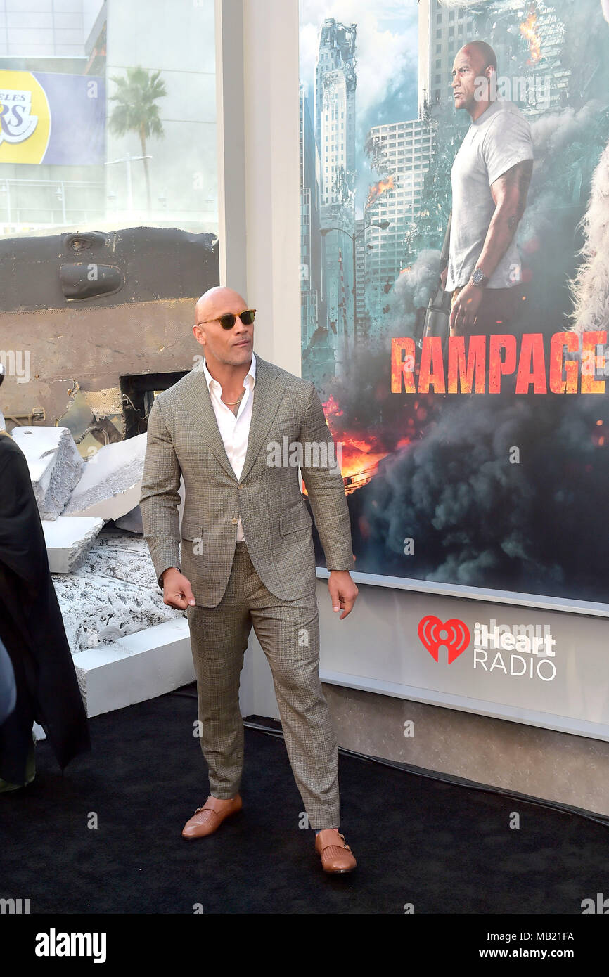 Dwayne Johnson, aka The Rock, leaves A!Bodytech gym in Copacabana Rio de  Janeiro, Brazil - 11.04.11 Stock Photo - Alamy, the rock brasileiro 