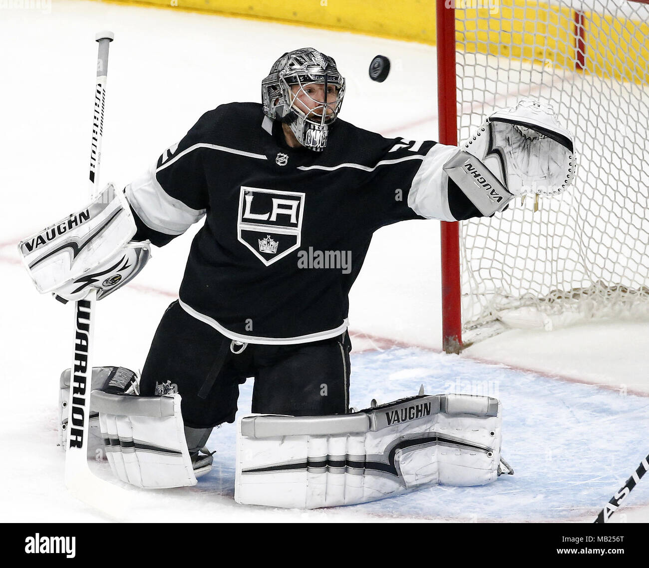 Jonathan Quick - LA Kings - 2015 Stadium Series