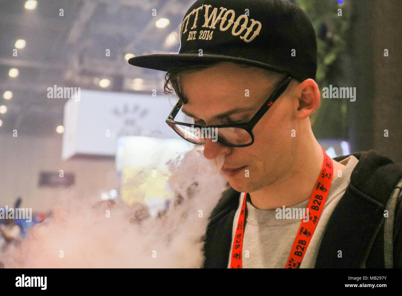 London UK. 6th March 2018. The 4th Vape Jam convention opens  at the ExCel centre attracting hundreds of vaping enthusiasts  in a growing electronic cigarette industry in a strictly non tobacco smoking venue Credit: amer ghazzal/Alamy Live News Stock Photo