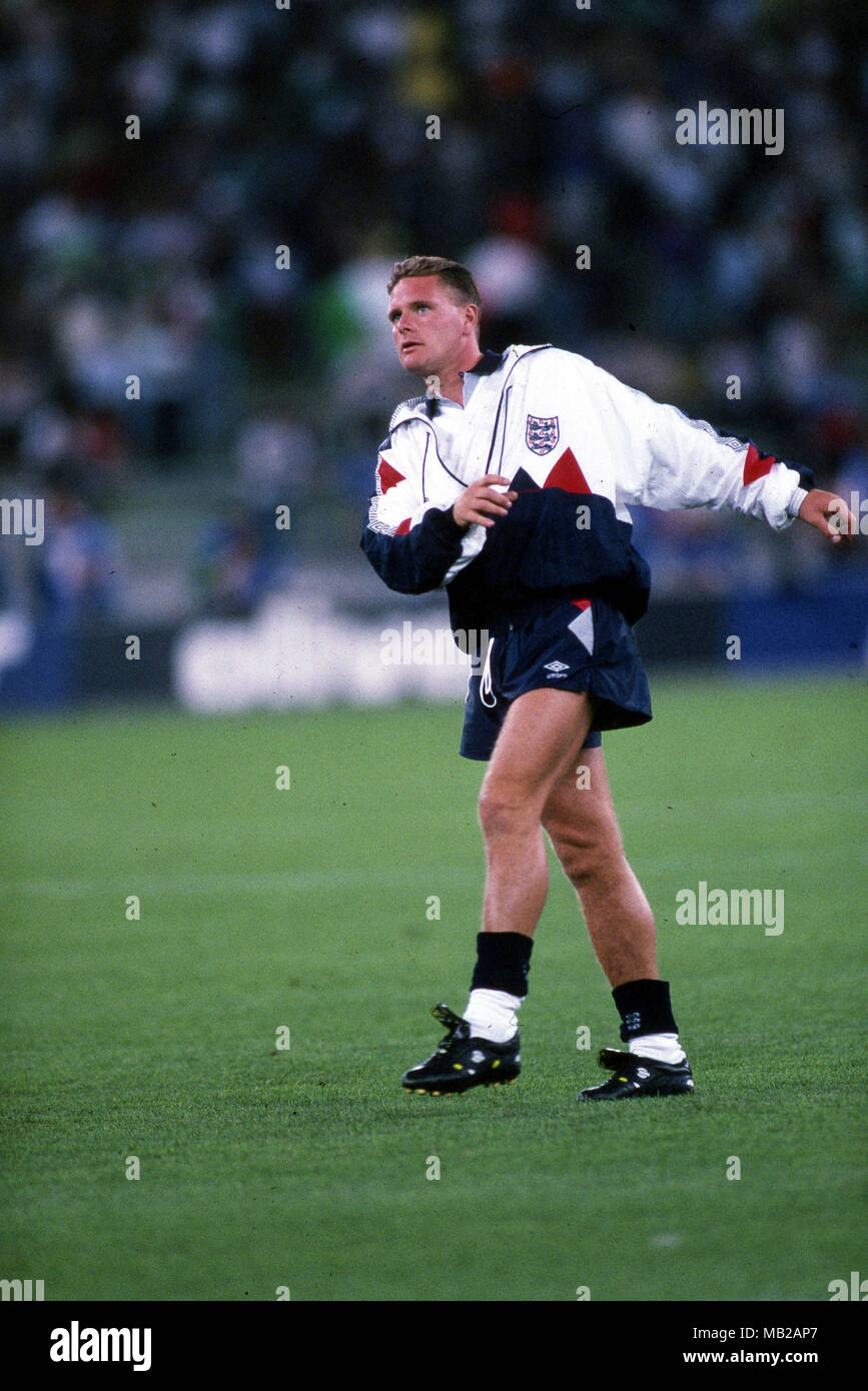 90s Football on X: Paul Gascoigne smiling for the camera, 1990