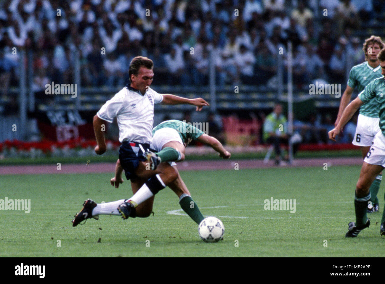 Fifa World Cup Italia 1990 Italy 1990 4 7 1990 Stadio Delle Alpi Turin Italy Semi Final West Germany V England David Platt England V Thomas Hler West Germany Stock Photo Alamy