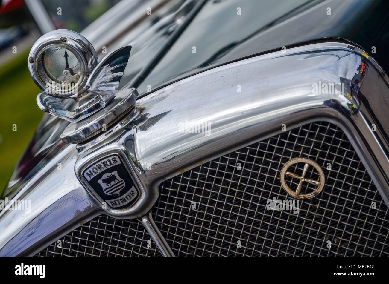 Classic Morris Minor Front Grill Detail with Temperature Gauge and  Propellor Badge Detail Stock Photo - Alamy