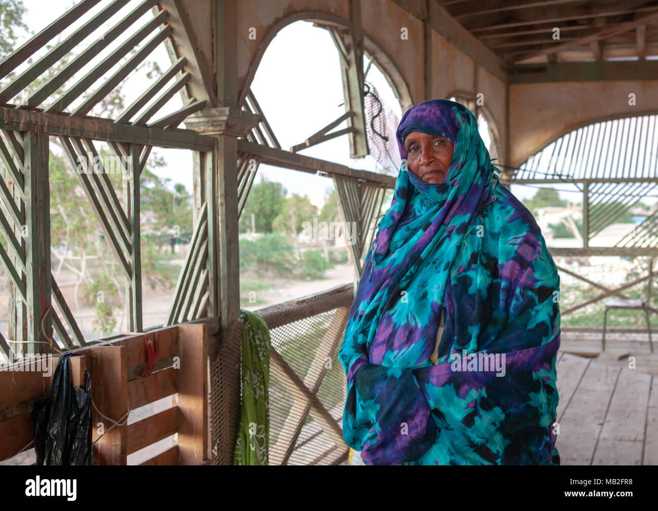 Portrait of a senior somali woman inside a former ottoman empire house, North-Western province, Berbera, Somaliland Stock Photo
