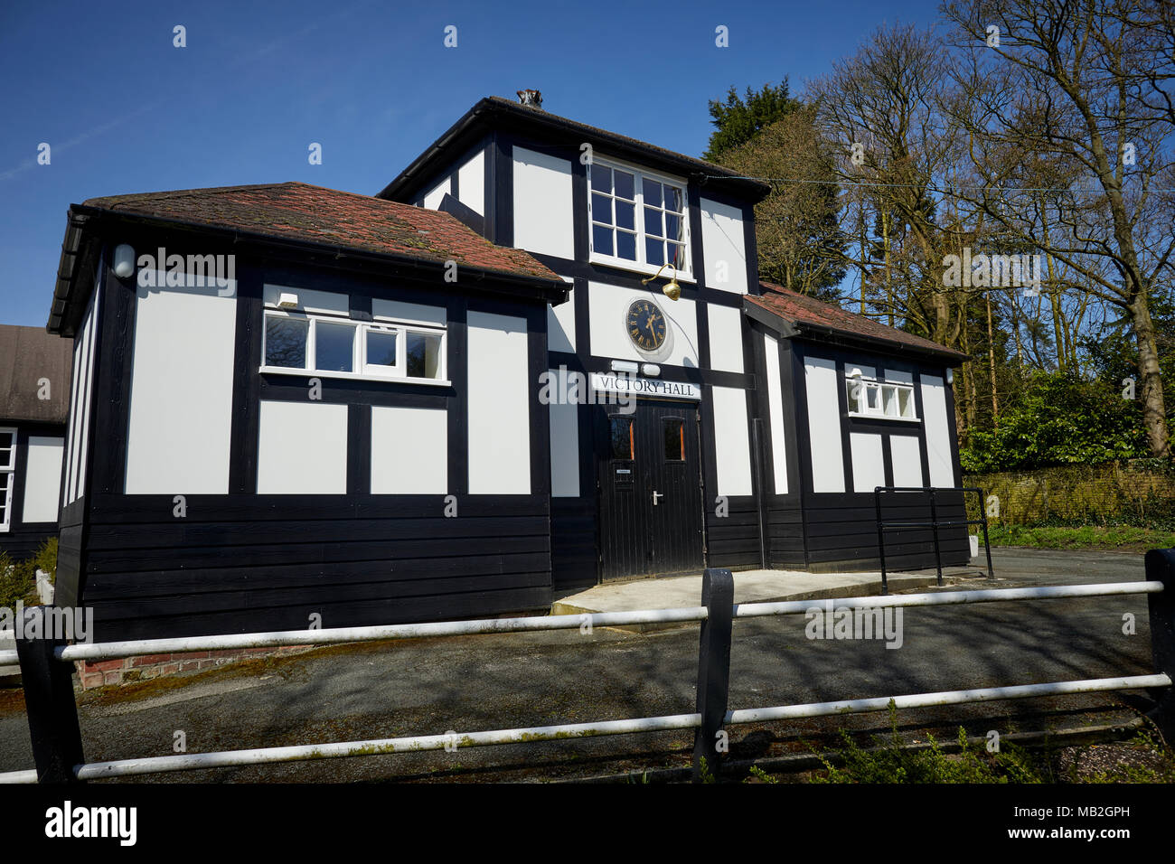 picturesque village hall community Mobberley Victory Hall Memorial Club on Town Lane Knutsford in  CHESHIRE Stock Photo