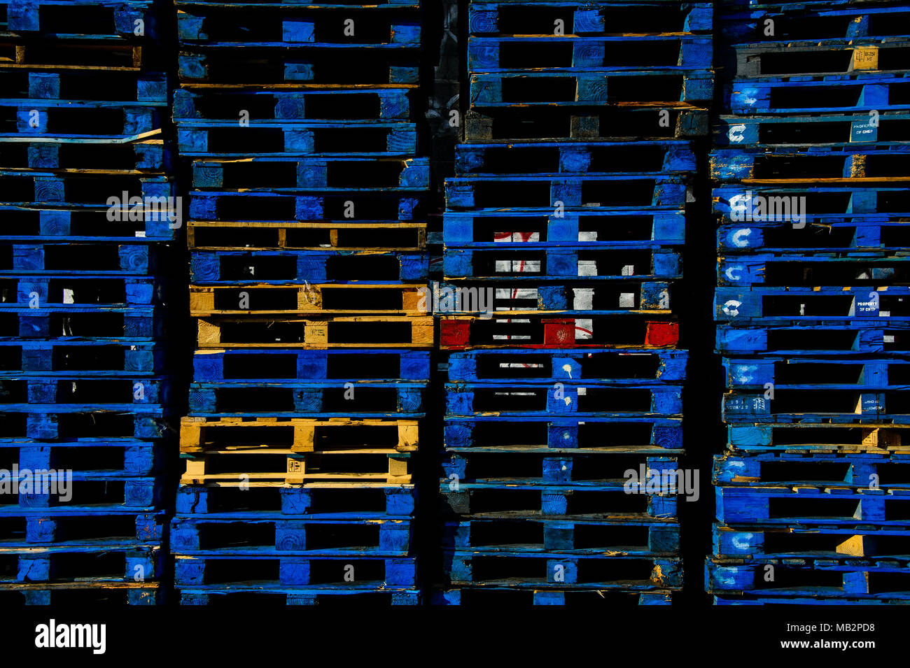 Blue pallets hires stock photography and images Alamy