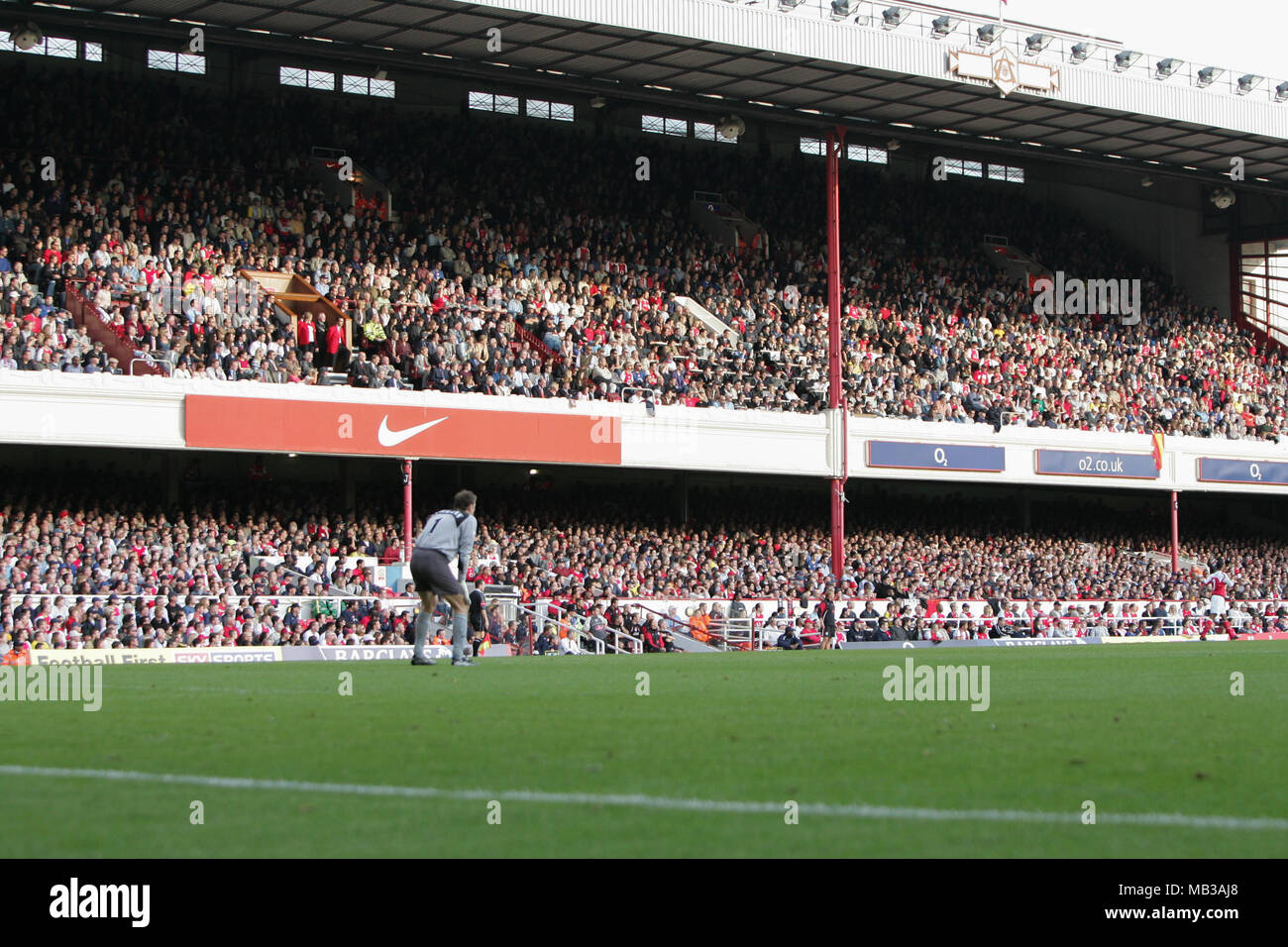 General views of Highbury football ground the old home of Arsenal football club during a football match. The stadium closed in 2006 so Arsenal could move to a new modern stadium.This image is bound by Dataco restrictions on how it can be used. EDITORIAL USE ONLY No use with unauthorised audio, video, data, fixture lists, club/league logos or “live” services. Online in-match use limited to 120 images, no video emulation. No use in betting, games or single club/league/player publications Stock Photo