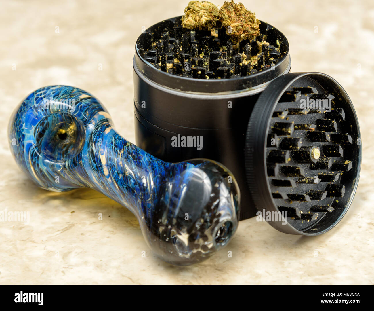 Marijuana Pipe Images – Browse 13,526 Stock Photos, Vectors, and Video
