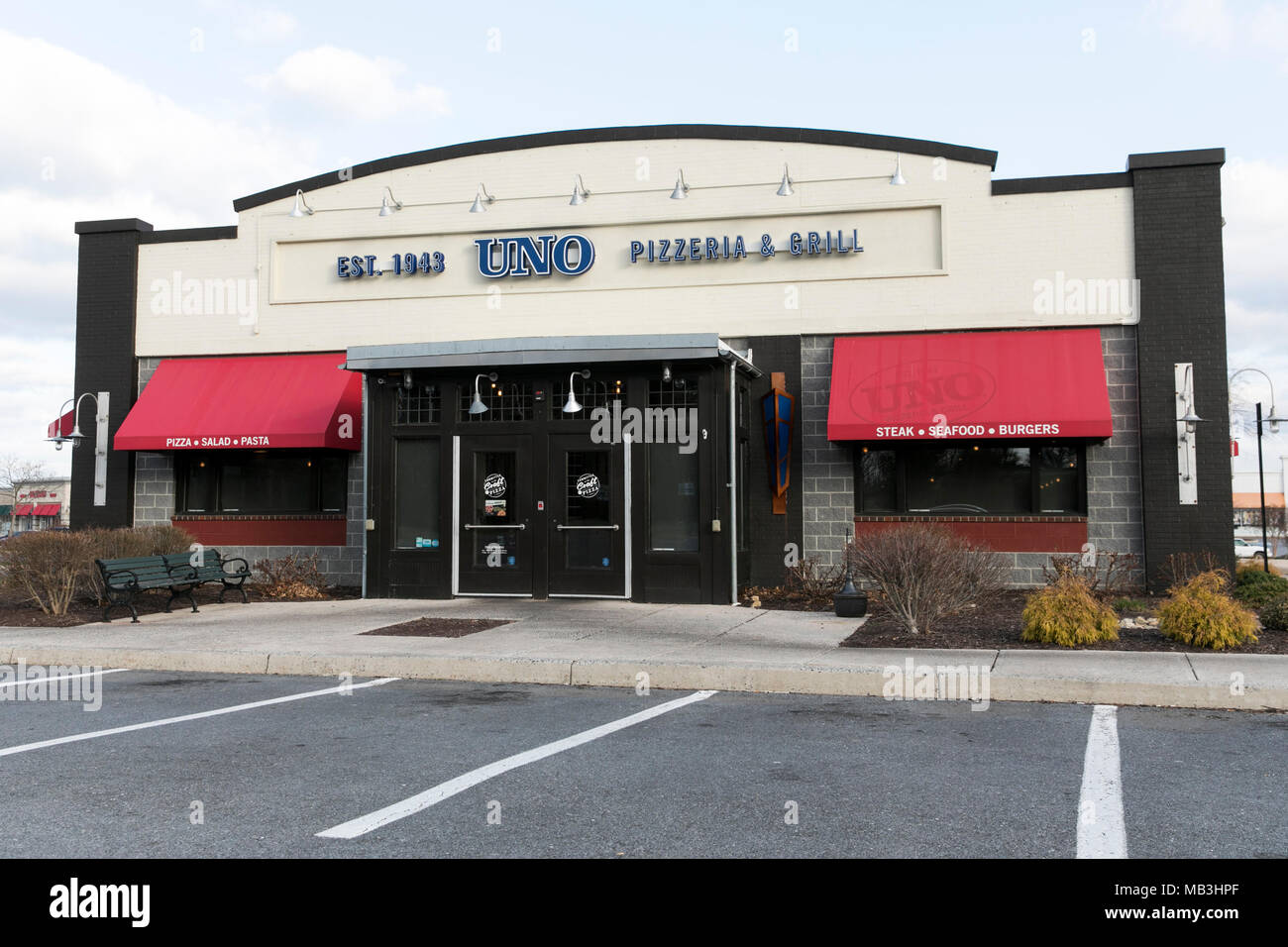 A Uno Pizzeria & Grill restaurant location in Hagerstown, Maryland on April 5, 2018. Stock Photo