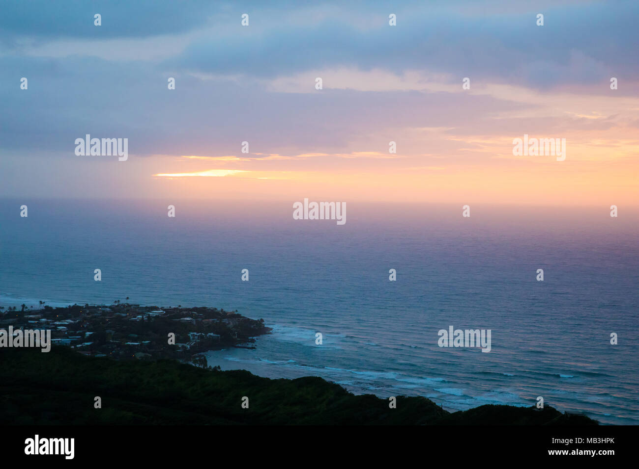 Honolulu diamond head hike hi-res stock photography and images - Alamy