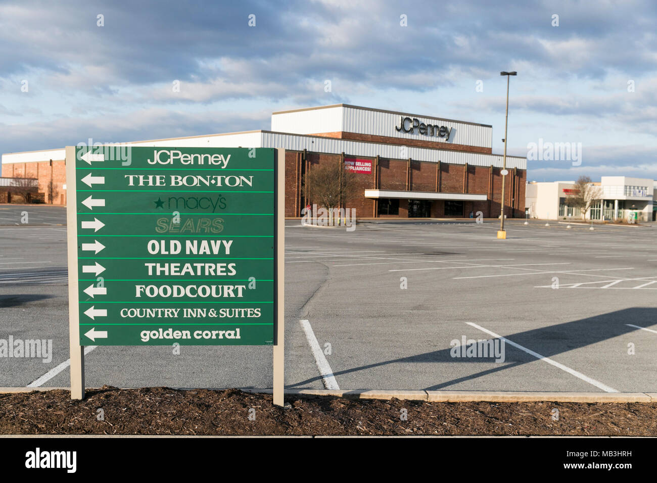 Mall logos hires stock photography and images Alamy