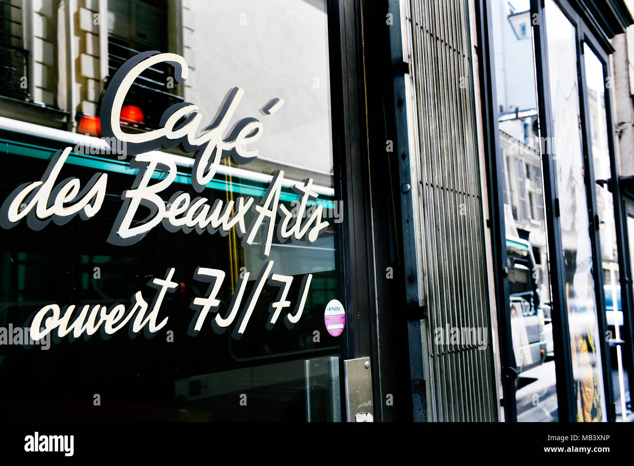 Café des Beaux Arts - Spring in Paris - France Stock Photo