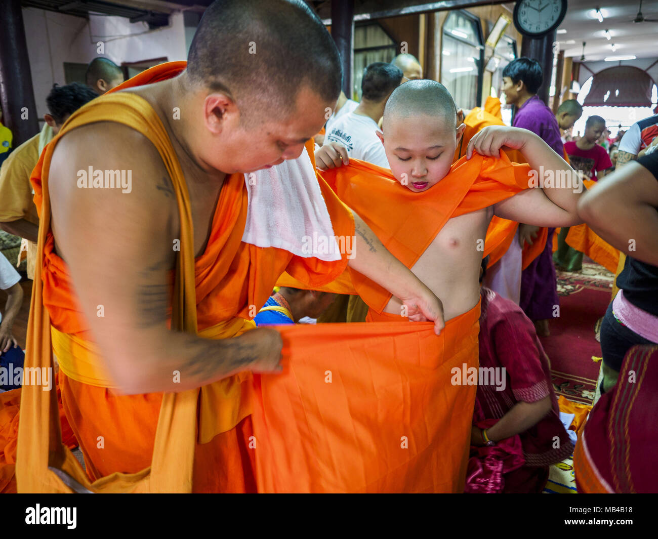 Chiang Mai, Thailand. 6th Apr, 2018. Shan boys, just ordained as ...