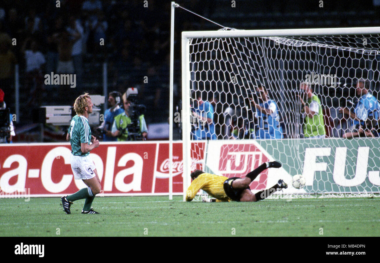 FIFA World Cup - Italia 1990 (Italy 1990) 4.7.1990, Stadio Delle Alpi, Turin, Italy. Semi-final West Germany v England. Andreas Brehme scores Germany's first penalty. Stock Photo
