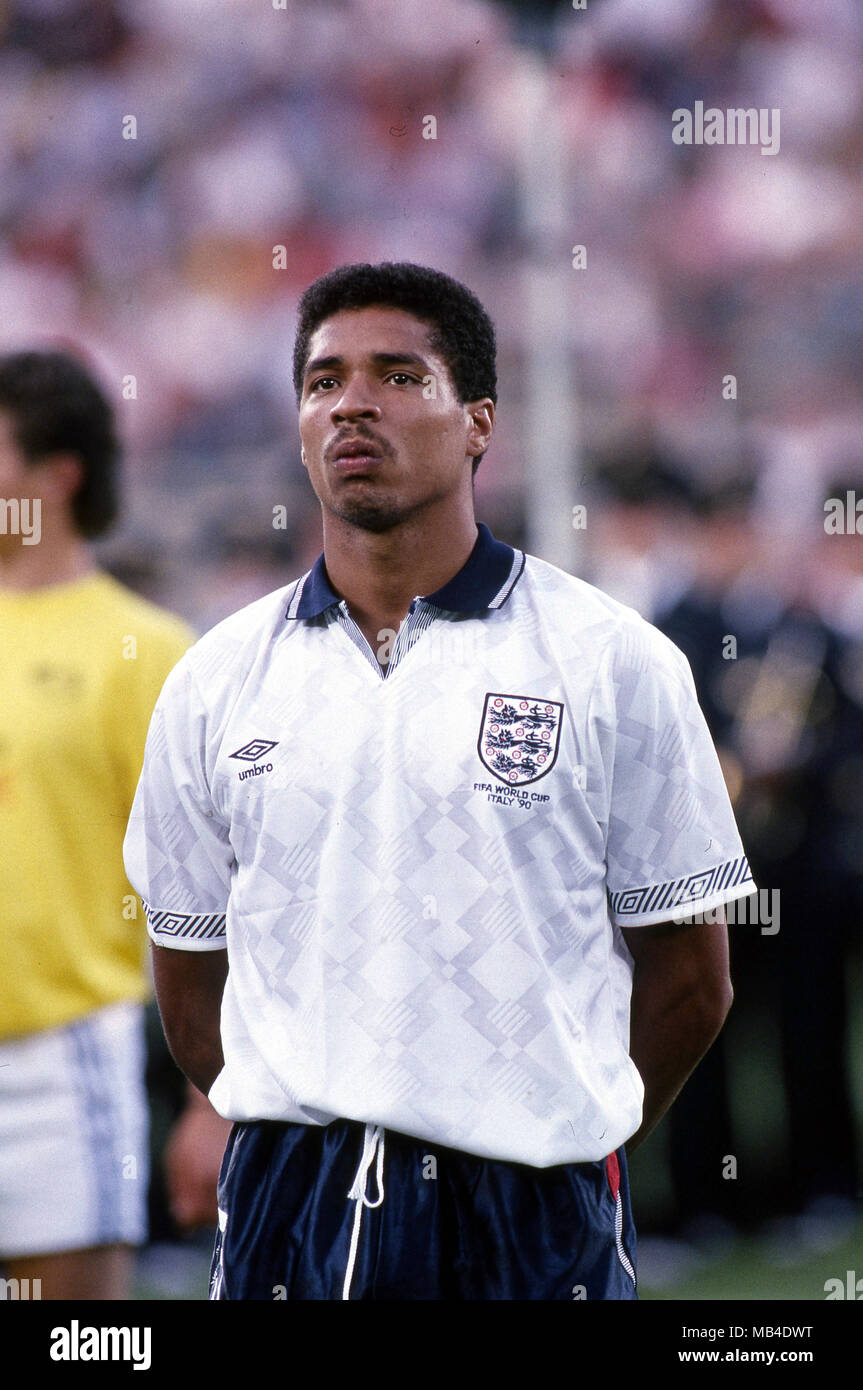 Des walker hi-res stock photography and images - Page 2 - Alamy