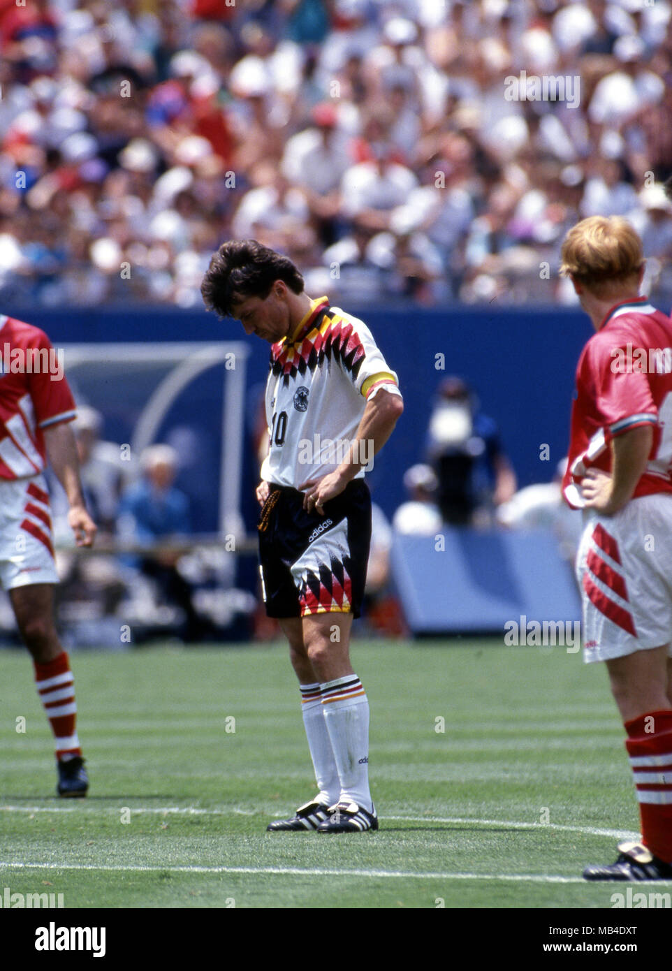 Fifa World Cup Usa 1994 10 7 1994 Giants Stadium New York New Jersey World Cup Quarter Final Bulgaria V Germany Lothar Matths Germany Is About To Take The Penalty Stock Photo Alamy