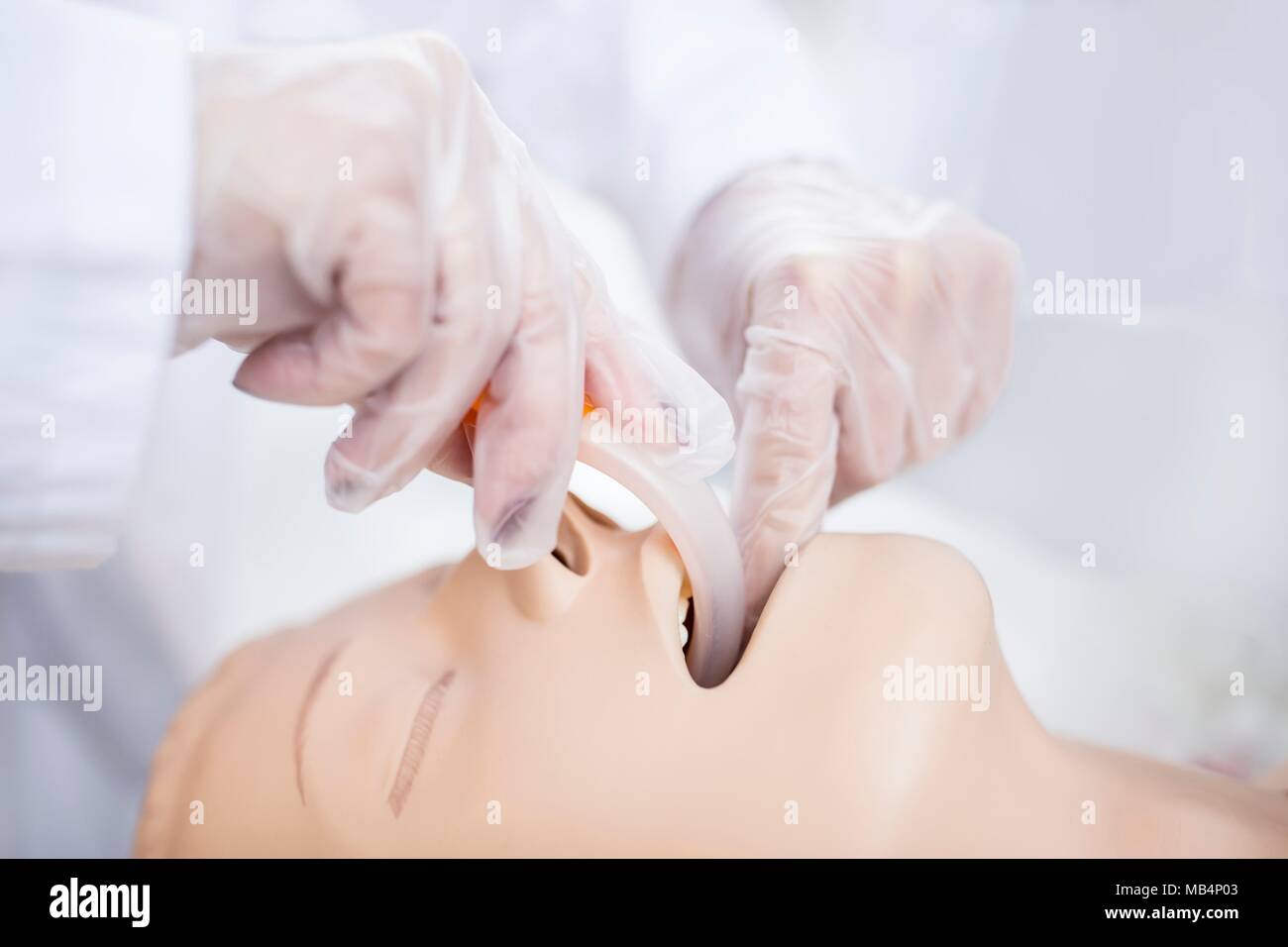 Intubation hires stock photography and images Alamy