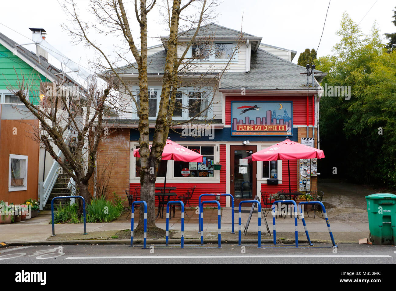 Flying Cat Coffee, 3041 SE Division St, Portland, Oregon. exterior storefront of a coffee shop in Division/Clinton, Richmond neighborhood. Stock Photo