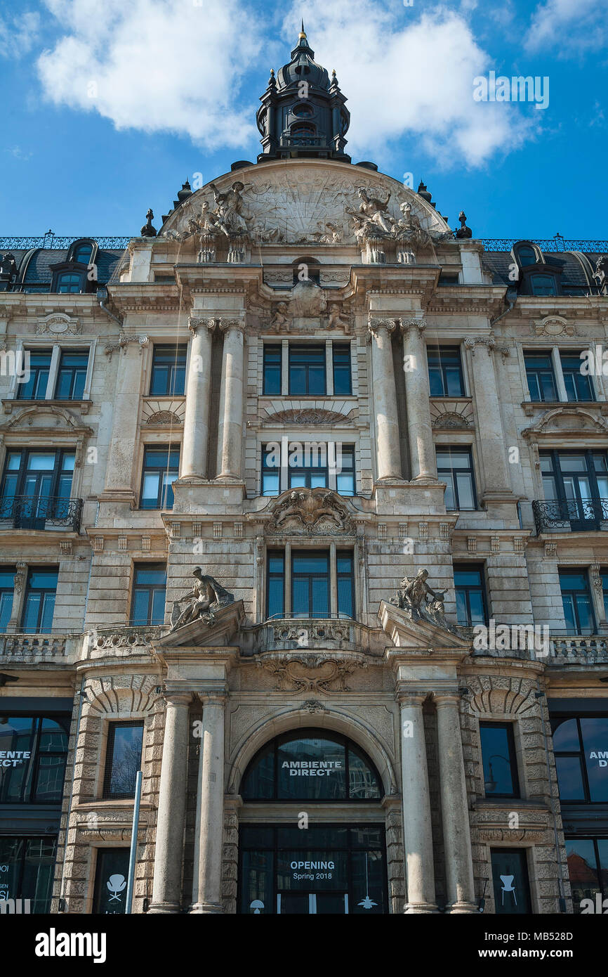Facade Bernheimer-Palais, New Baroque 1888/89, Architect Friedrich von ...