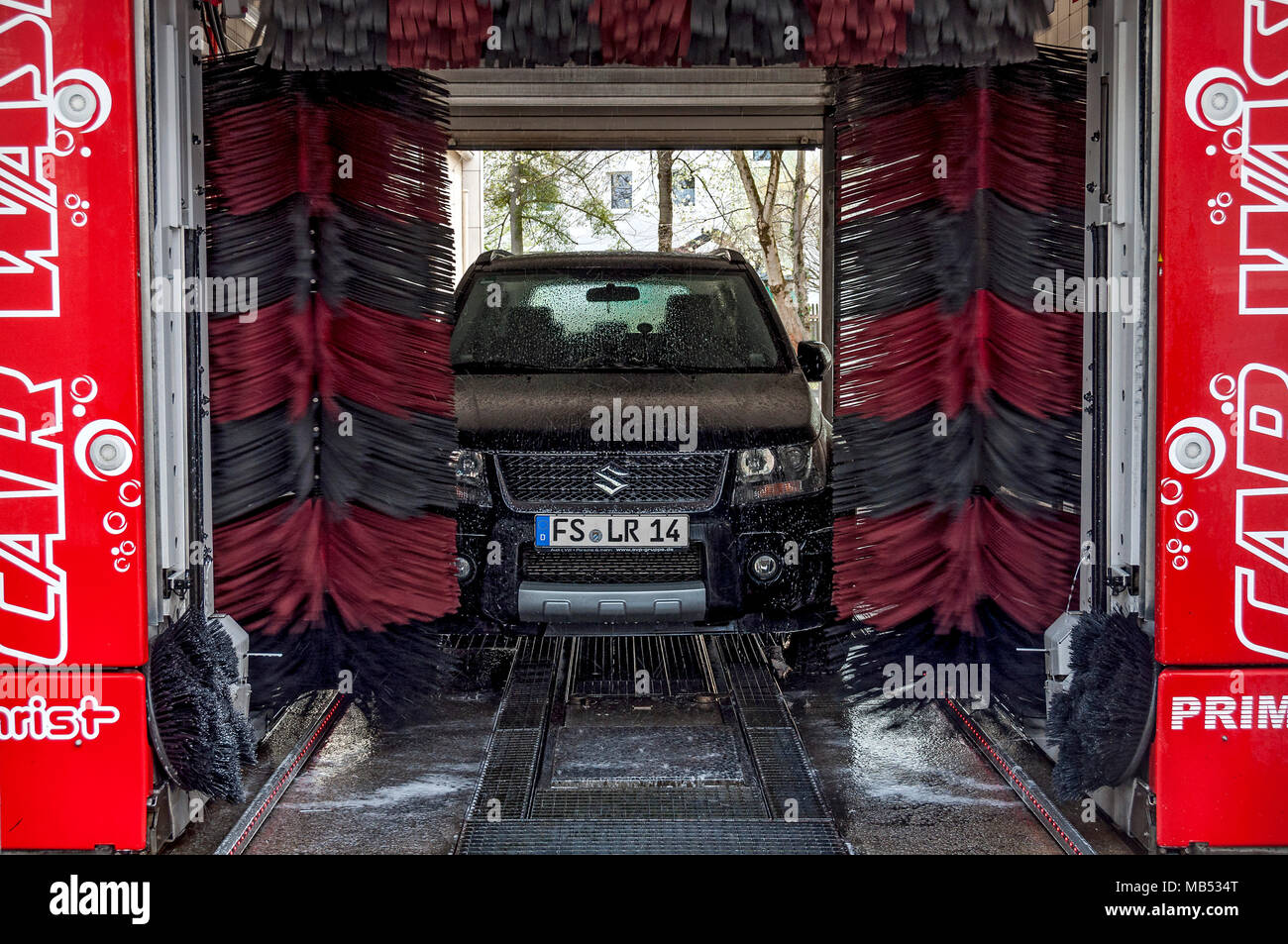 SUZUKI Grand Vitara, SUV, car in car wash, Germany Stock Photo